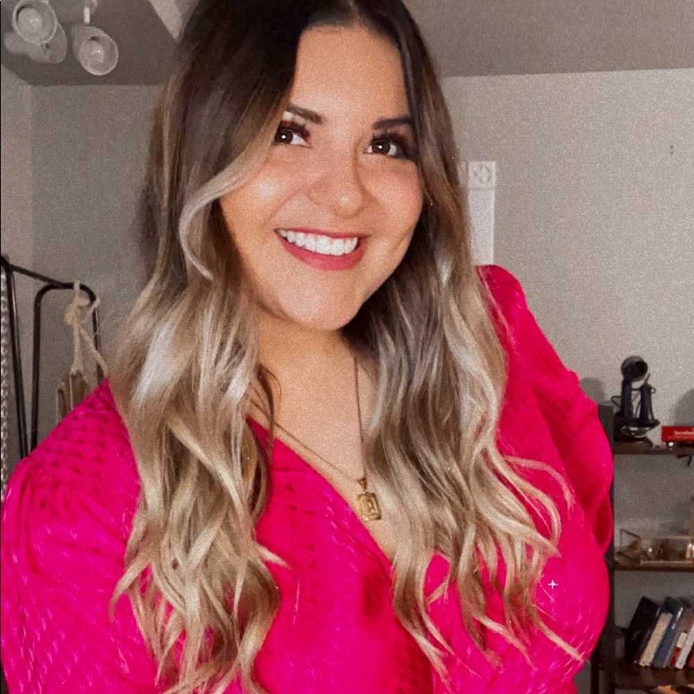 Meet your Posher, Alyssa